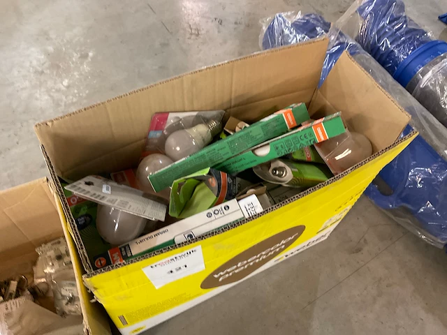 Partij diverse lampen - afbeelding 2 van  2