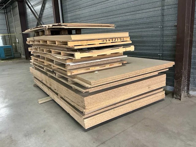 Partij diverse mdf en spaanplaten - afbeelding 3 van  8