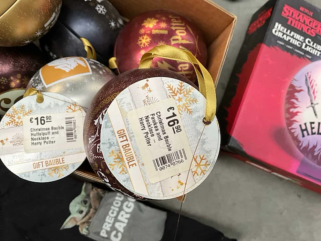 Partij diverse merchandise goederen - afbeelding 10 van  47