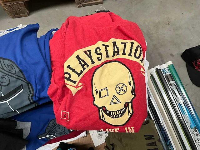 Partij diverse merchandise goederen - afbeelding 15 van  47