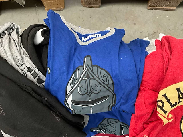 Partij diverse merchandise goederen - afbeelding 16 van  47
