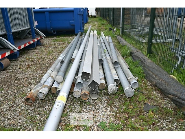 Partij diverse metalen buizen - afbeelding 2 van  6