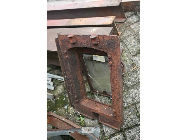 Partij diverse metalen dakramen - afbeelding 4 van  6