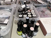 Partij diverse nagellakken - afbeelding 19 van  19
