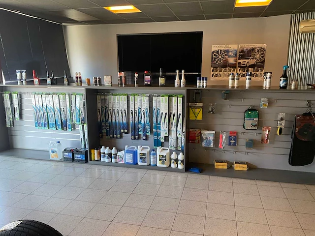 Partij diverse onderdelen - afbeelding 2 van  5