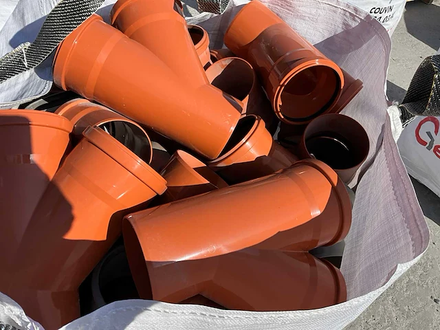 Partij diverse pvc hulpstukken (circa 100x) - afbeelding 3 van  4