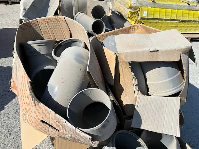 Partij diverse pvc hulpstukken (circa 120x) - afbeelding 3 van  7
