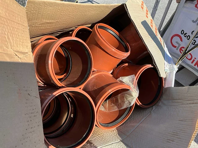 Partij diverse pvc hulpstukken (circa 75x) - afbeelding 3 van  5