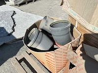 Partij diverse pvc hulpstukken (circa 75x) - afbeelding 5 van  7