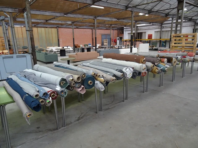 Partij diverse rollen stof - afbeelding 1 van  19