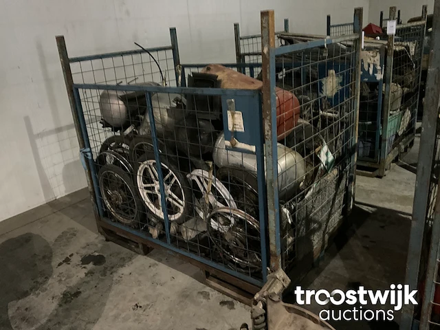 Partij diverse rollend materieel onderdelen - afbeelding 2 van  8