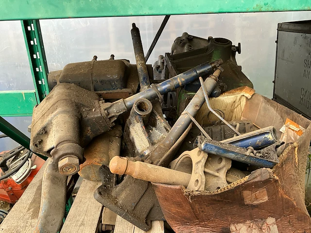 Partij diverse same tractor onderdelen - afbeelding 11 van  16