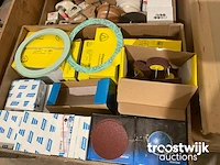 Partij diverse schuur- en polijstmaterialen - afbeelding 2 van  6