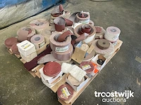 Partij diverse schuurbanden - afbeelding 2 van  3