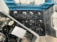 Partij diverse servies, glaswerk, tafelhoezen en bestek - afbeelding 9 van  17