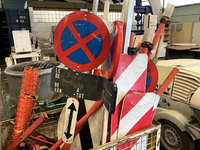 Partij diverse signalisatie - afbeelding 4 van  6