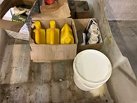 Partij diverse smeermiddelen - afbeelding 2 van  6