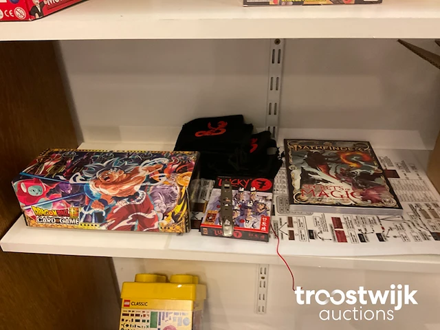 Partij diverse spellen - afbeelding 14 van  26