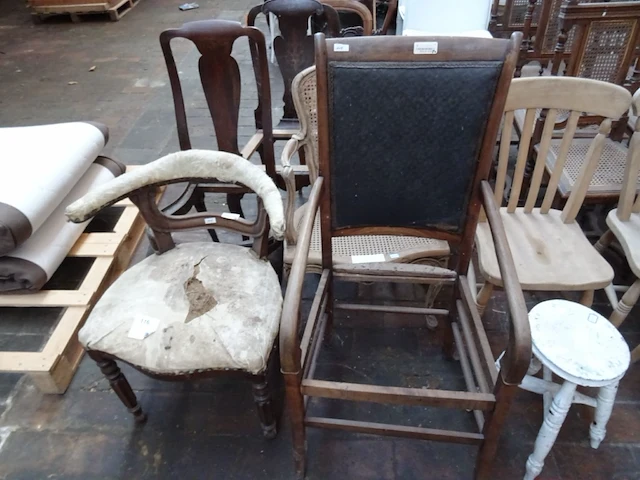 Partij diverse stoelen - afbeelding 2 van  9