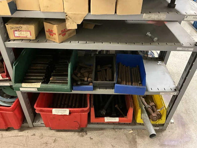 Partij diverse studbouten - afbeelding 6 van  23