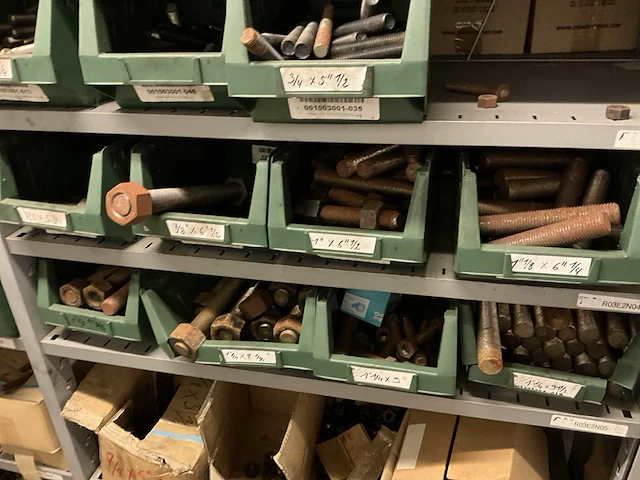 Partij diverse studbouten - afbeelding 10 van  23