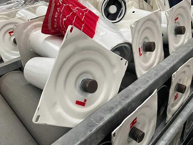 Partij diverse tafelonderstellen met voet - afbeelding 10 van  16