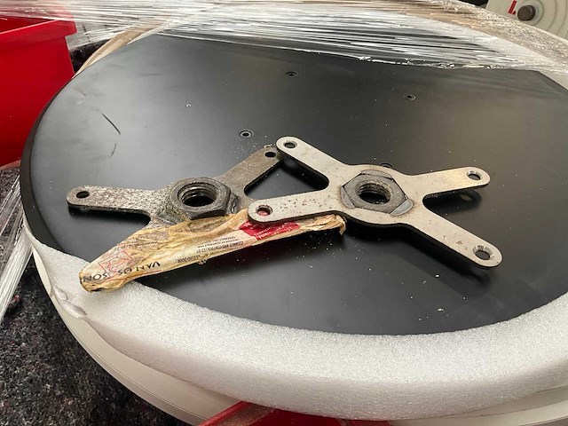 Partij diverse tafelonderstellen met voet - afbeelding 12 van  16