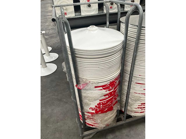 Partij diverse tafelonderstellen met voet - afbeelding 9 van  16