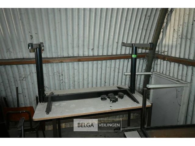 Partij diverse tafels - afbeelding 2 van  6
