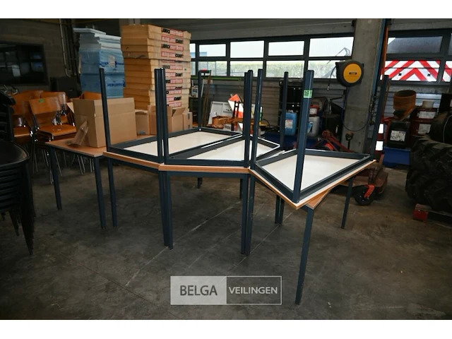 Partij diverse tafels - afbeelding 1 van  5
