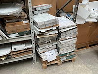 Partij diverse toiletzittingen - afbeelding 1 van  8