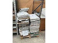 Partij diverse toiletzittingen - afbeelding 2 van  8