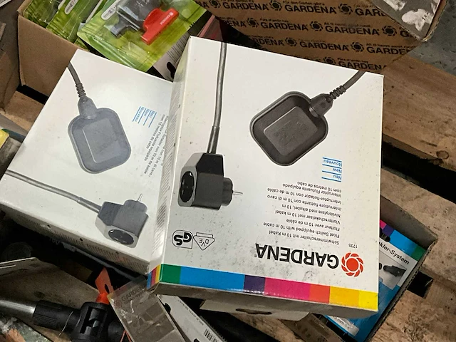 Partij diverse tuinaccessoires gardena - afbeelding 9 van  12