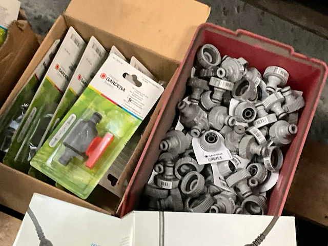 Partij diverse tuinaccessoires gardena - afbeelding 10 van  12