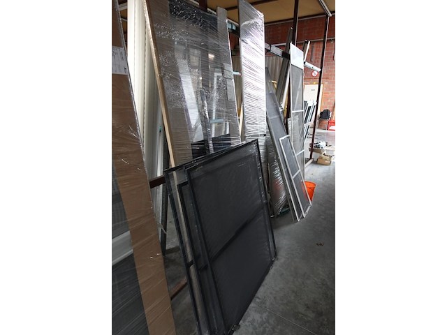 Partij diverse vliegenramen - afbeelding 2 van  25