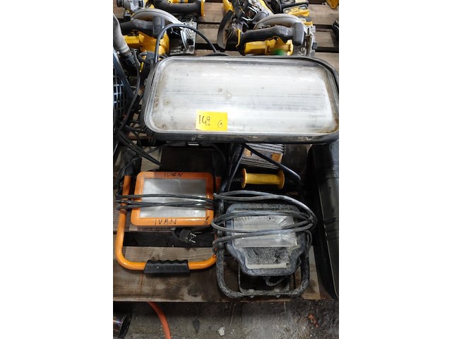 Partij diverse werflichten - afbeelding 1 van  4