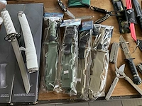 Partij diverse zakmessen en dummies (ca 100 stuks) - afbeelding 2 van  6