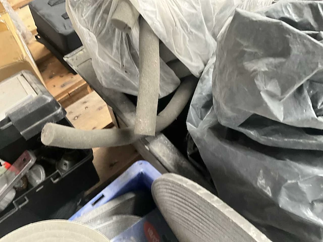 Partij diversen op pallet - afbeelding 19 van  27