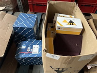 Partij diversen, wo. get. bosch, (zonder pallet) - afbeelding 1 van  3