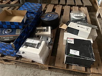 Partij diversen, wo. slijpschijven enz., (zonder pallet) - afbeelding 1 van  4