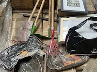 Partij diversen, wo. tasjes, kaders enz. - afbeelding 5 van  5