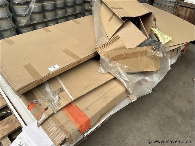 Partij douchewanden onderdelen (zonder palletten) - afbeelding 2 van  3