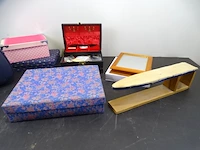 Partij dozen en beauty case - afbeelding 4 van  4