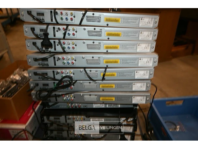 Partij dvd-spelers + toebehoren - afbeelding 4 van  7