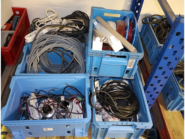 Partij electro - afbeelding 1 van  7
