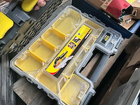 Partij elektra en diversen - afbeelding 29 van  44