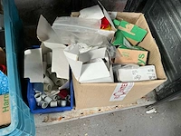 Partij elektrisch onderdelen - afbeelding 4 van  4