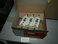 Partij elektrische onderdelen en lampen - afbeelding 2 van  7