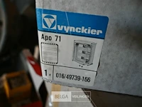 Partij elektrische onderdelen en lampen - afbeelding 7 van  7