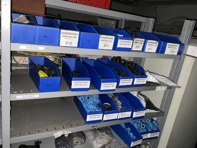 Partij elektrische onderdelen - afbeelding 5 van  20